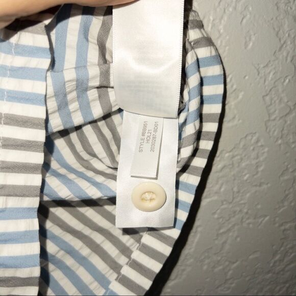 J. Crew Blue and Gray Seersucker Swim Trunks Size Small - Picture 10 of 10